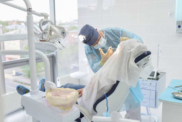 Best Emergency Broken Tooth Repair in Germantown Hls, IL